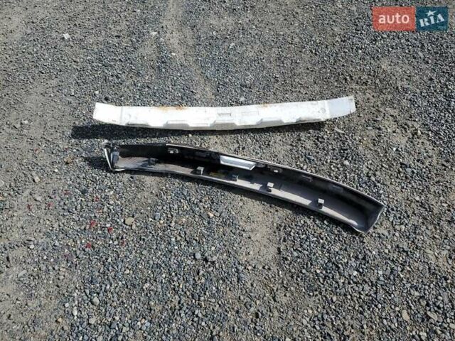 Білий Форд Ескейп, об'ємом двигуна 1.5 л та пробігом 130 тис. км за 2800 $, фото 11 на Automoto.ua