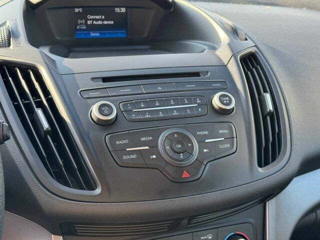 Белый Форд Эскейп, объемом двигателя 2.5 л и пробегом 50 тыс. км за 333 $, фото 8 на Automoto.ua