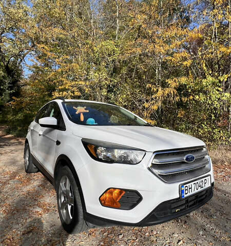 Білий Форд Ескейп, об'ємом двигуна 2.5 л та пробігом 203 тис. км за 12250 $, фото 23 на Automoto.ua