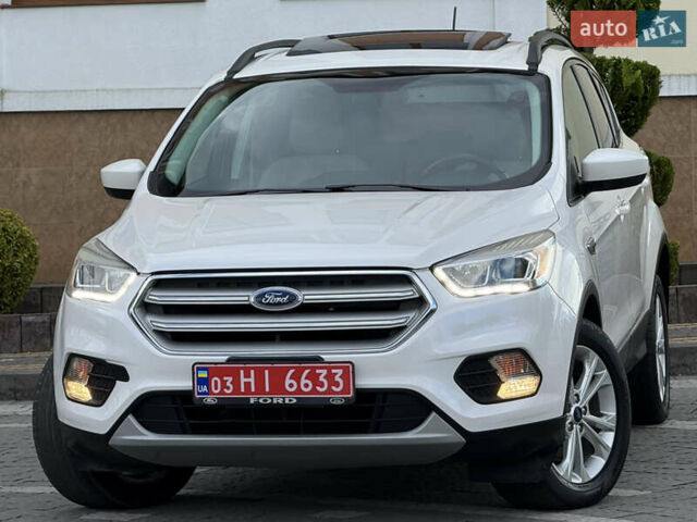 Белый Форд Эскейп, объемом двигателя 1.5 л и пробегом 130 тыс. км за 13400 $, фото 8 на Automoto.ua