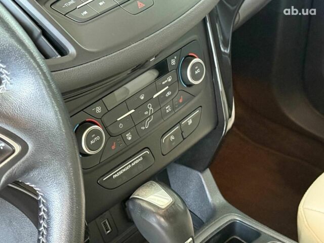 Білий Форд Ескейп, об'ємом двигуна 1.5 л та пробігом 123 тис. км за 15790 $, фото 18 на Automoto.ua