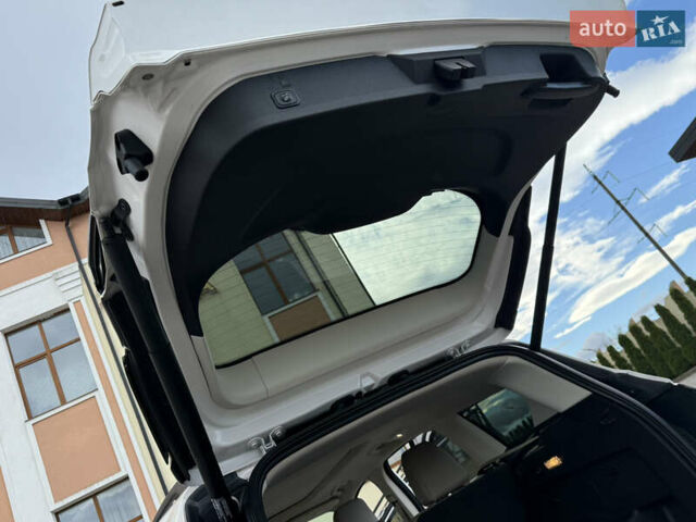 Белый Форд Эскейп, объемом двигателя 1.5 л и пробегом 130 тыс. км за 13400 $, фото 74 на Automoto.ua