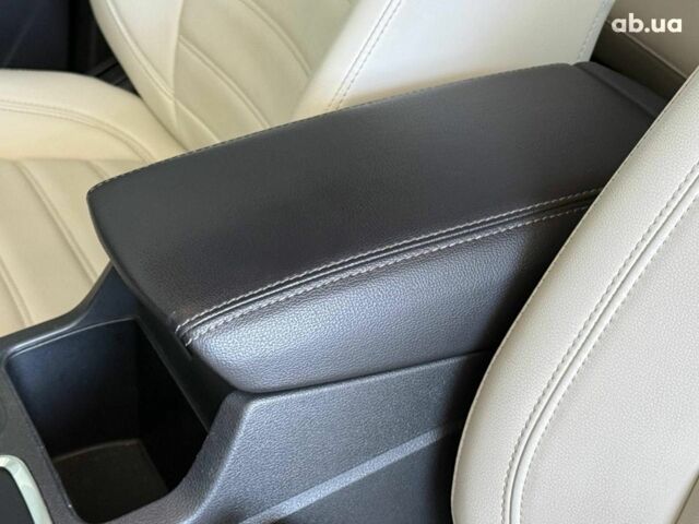 Білий Форд Ескейп, об'ємом двигуна 1.5 л та пробігом 123 тис. км за 15790 $, фото 17 на Automoto.ua