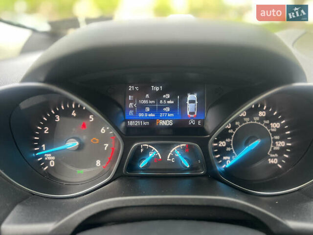 Белый Форд Эскейп, объемом двигателя 1.5 л и пробегом 181 тыс. км за 13200 $, фото 15 на Automoto.ua