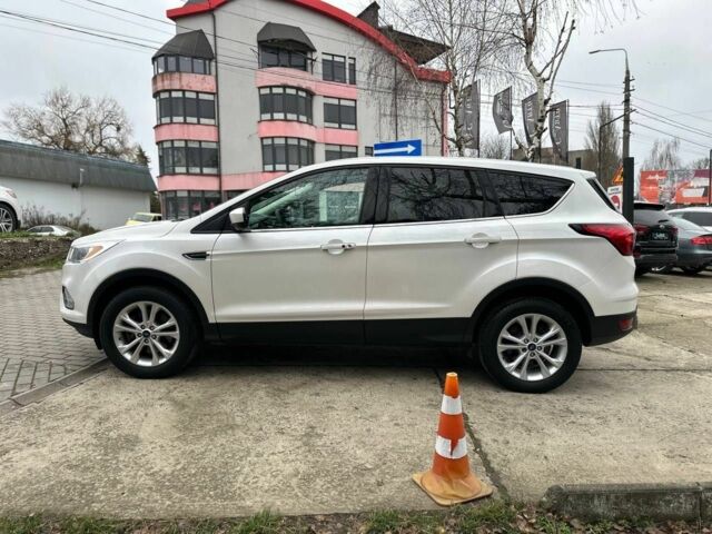 Білий Форд Ескейп, об'ємом двигуна 1.5 л та пробігом 173 тис. км за 14800 $, фото 3 на Automoto.ua