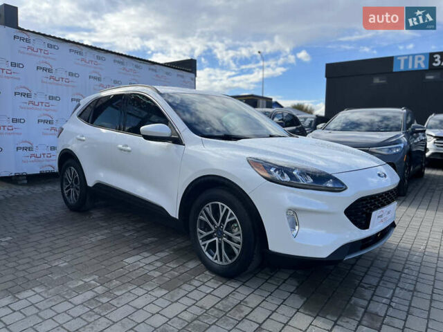 Белый Форд Эскейп, объемом двигателя 1.5 л и пробегом 117 тыс. км за 16700 $, фото 2 на Automoto.ua