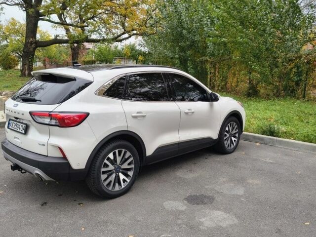 Белый Форд Эскейп, объемом двигателя 2 л и пробегом 83 тыс. км за 18999 $, фото 4 на Automoto.ua