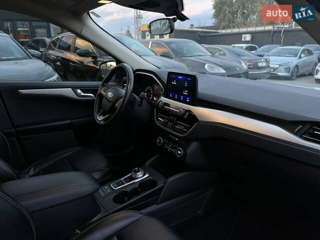 Форд Эскейп 2019 в Львове на Automoto.ua Белый Форд Эскейп, объемом двигателя 1.5 л и пробегом 129 тыс. км за 16500 $, фото 39 на Automoto.ua