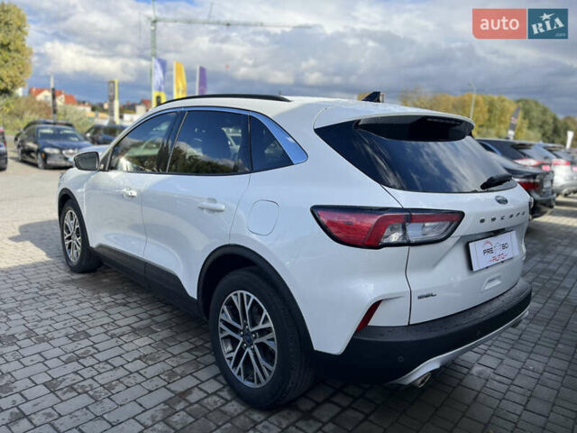 Белый Форд Эскейп, объемом двигателя 1.5 л и пробегом 117 тыс. км за 16700 $, фото 6 на Automoto.ua