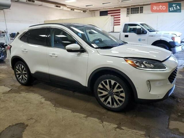 Белый Форд Эскейп, объемом двигателя 0 л и пробегом 102 тыс. км за 3600 $, фото 7 на Automoto.ua