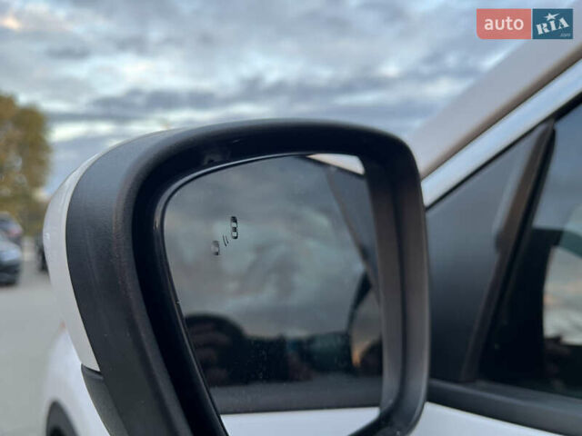 Форд Эскейп 2019 в Львове на Automoto.ua Белый Форд Эскейп, объемом двигателя 1.5 л и пробегом 129 тыс. км за 16500 $, фото 16 на Automoto.ua