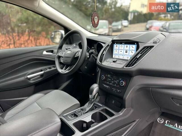Білий Форд Ескейп, об'ємом двигуна 1.5 л та пробігом 173 тис. км за 14800 $, фото 17 на Automoto.ua