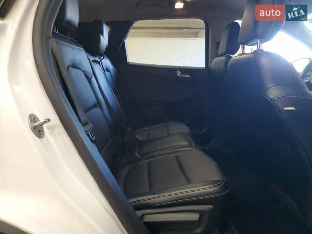 Белый Форд Эскейп, объемом двигателя 0 л и пробегом 102 тыс. км за 3600 $, фото 2 на Automoto.ua