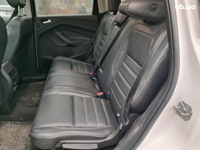 Белый Форд Эскейп, объемом двигателя 2 л и пробегом 109 тыс. км за 15290 $, фото 11 на Automoto.ua