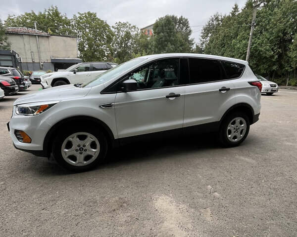 Білий Форд Ескейп, об'ємом двигуна 2.5 л та пробігом 69 тис. км за 13500 $, фото 1 на Automoto.ua