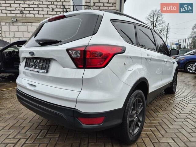 Білий Форд Ескейп, об'ємом двигуна 2.5 л та пробігом 95 тис. км за 14600 $, фото 6 на Automoto.ua
