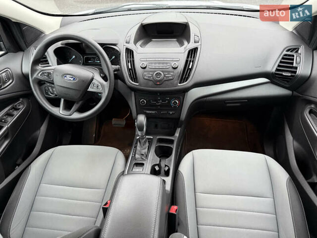 Белый Форд Эскейп, объемом двигателя 2.49 л и пробегом 131 тыс. км за 13300 $, фото 46 на Automoto.ua