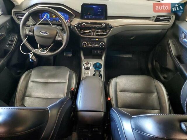 Белый Форд Эскейп, объемом двигателя 0 л и пробегом 102 тыс. км за 3600 $, фото 3 на Automoto.ua