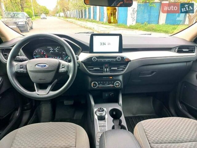 Белый Форд Эскейп, объемом двигателя 1.5 л и пробегом 90 тыс. км за 18000 $, фото 8 на Automoto.ua