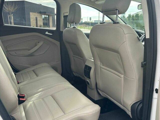 Белый Форд Эскейп, объемом двигателя 1.5 л и пробегом 120 тыс. км за 12000 $, фото 5 на Automoto.ua