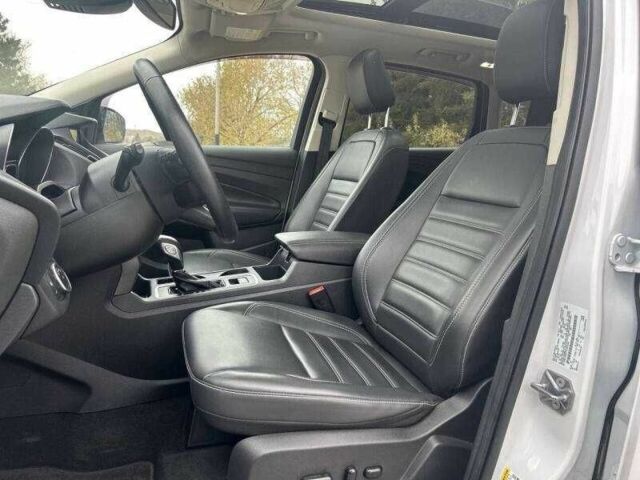 Белый Форд Эскейп, объемом двигателя 2 л и пробегом 84 тыс. км за 3700 $, фото 8 на Automoto.ua