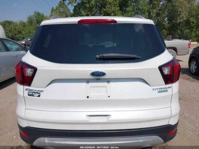 Білий Форд Ескейп, об'ємом двигуна 2 л та пробігом 149 тис. км за 3000 $, фото 15 на Automoto.ua