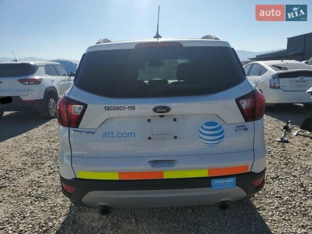 Білий Форд Ескейп, об'ємом двигуна 1.5 л та пробігом 111 тис. км за 2300 $, фото 5 на Automoto.ua