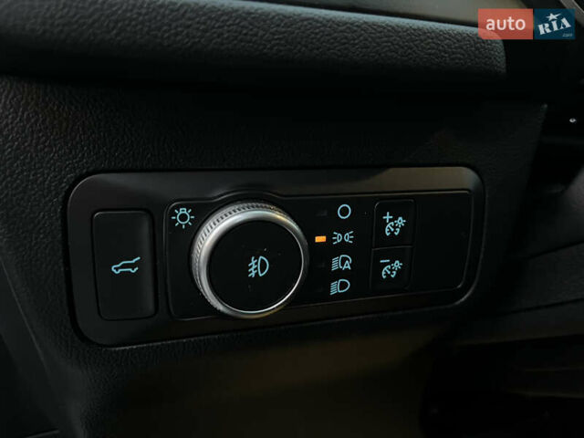 Форд Эскейп 2019 в Львове на Automoto.ua Белый Форд Эскейп, объемом двигателя 1.5 л и пробегом 129 тыс. км за 16500 $, фото 22 на Automoto.ua