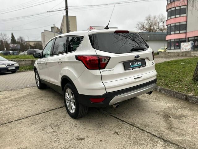 Білий Форд Ескейп, об'ємом двигуна 1.5 л та пробігом 173 тис. км за 14800 $, фото 4 на Automoto.ua