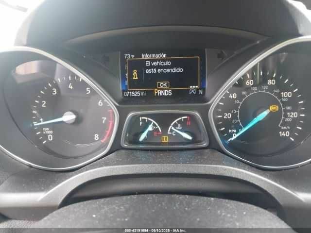 Білий Форд Ескейп, об'ємом двигуна 2 л та пробігом 115 тис. км за 2000 $, фото 6 на Automoto.ua