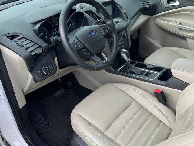 Белый Форд Эскейп, объемом двигателя 1.5 л и пробегом 120 тыс. км за 12000 $, фото 6 на Automoto.ua