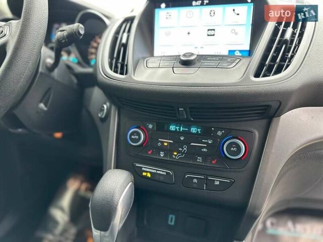 Білий Форд Ескейп, об'ємом двигуна 1.5 л та пробігом 173 тис. км за 14800 $, фото 18 на Automoto.ua