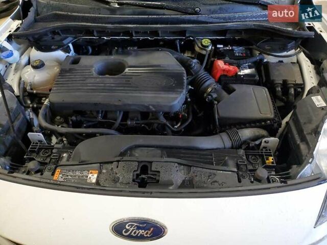 Белый Форд Эскейп, объемом двигателя 0 л и пробегом 102 тыс. км за 3600 $, фото 1 на Automoto.ua