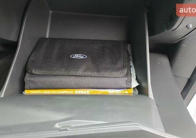 Белый Форд Эскейп, объемом двигателя 2 л и пробегом 75 тыс. км за 19500 $, фото 15 на Automoto.ua
