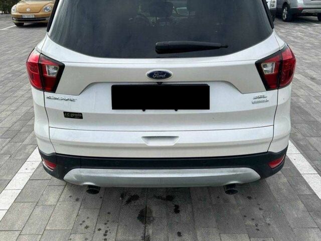 Белый Форд Эскейп, объемом двигателя 1.5 л и пробегом 120 тыс. км за 12000 $, фото 3 на Automoto.ua