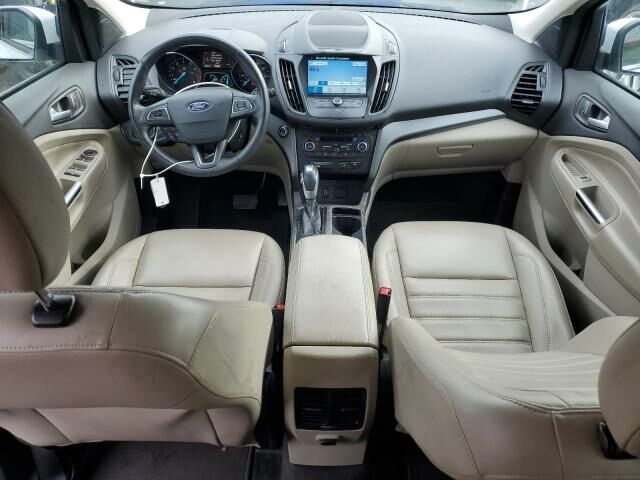 Белый Форд Эскейп, объемом двигателя 1.5 л и пробегом 100 тыс. км за 7100 $, фото 7 на Automoto.ua