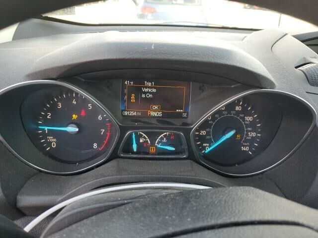 Белый Форд Эскейп, объемом двигателя 2.5 л и пробегом 146 тыс. км за 7900 $, фото 8 на Automoto.ua