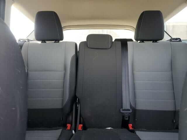 Белый Форд Эскейп, объемом двигателя 2.5 л и пробегом 146 тыс. км за 7900 $, фото 9 на Automoto.ua