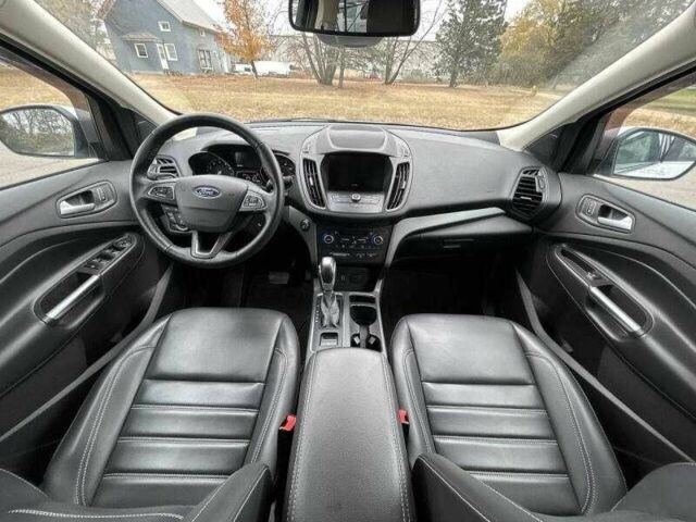 Белый Форд Эскейп, объемом двигателя 2 л и пробегом 84 тыс. км за 3700 $, фото 9 на Automoto.ua