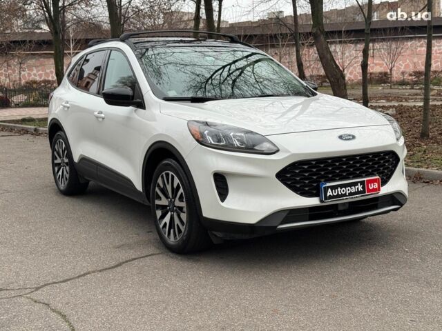 Білий Форд Ескейп, об'ємом двигуна 2.5 л та пробігом 65 тис. км за 18990 $, фото 2 на Automoto.ua