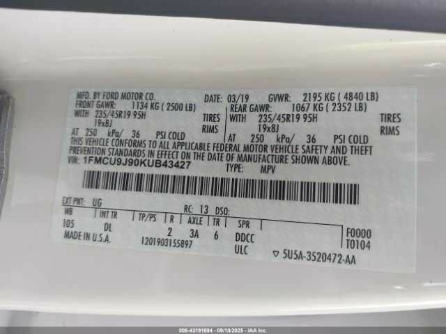 Білий Форд Ескейп, об'ємом двигуна 2 л та пробігом 115 тис. км за 2000 $, фото 8 на Automoto.ua
