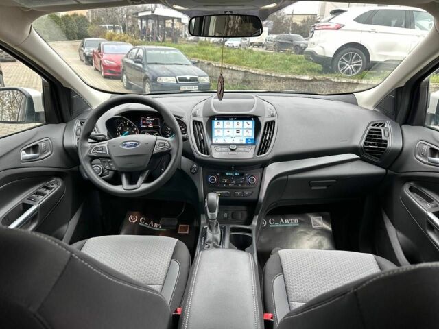 Білий Форд Ескейп, об'ємом двигуна 1.5 л та пробігом 173 тис. км за 14800 $, фото 19 на Automoto.ua