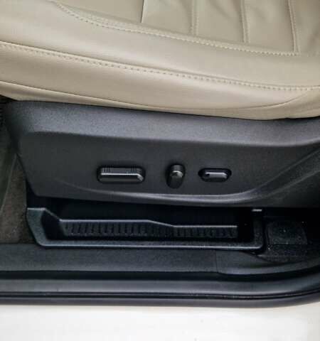 Білий Форд Ескейп, об'ємом двигуна 1.5 л та пробігом 159 тис. км за 13900 $, фото 18 на Automoto.ua