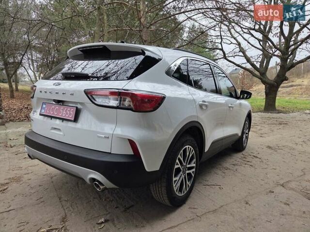 Белый Форд Эскейп, объемом двигателя 1.5 л и пробегом 70 тыс. км за 17000 $, фото 43 на Automoto.ua