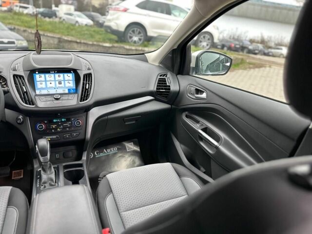 Білий Форд Ескейп, об'ємом двигуна 1.5 л та пробігом 173 тис. км за 14800 $, фото 20 на Automoto.ua