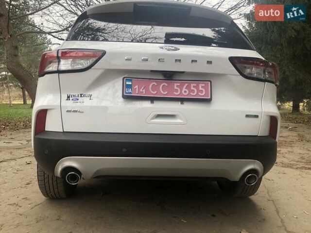 Белый Форд Эскейп, объемом двигателя 1.5 л и пробегом 70 тыс. км за 17000 $, фото 22 на Automoto.ua