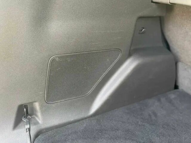 Білий Форд Ескейп, об'ємом двигуна 2 л та пробігом 60 тис. км за 12900 $, фото 8 на Automoto.ua