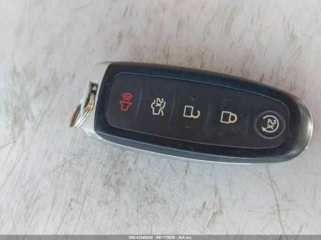 Білий Форд Ескейп, об'ємом двигуна 2 л та пробігом 149 тис. км за 3000 $, фото 10 на Automoto.ua