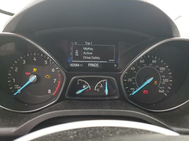 Белый Форд Эскейп, объемом двигателя 1.5 л и пробегом 100 тыс. км за 7100 $, фото 8 на Automoto.ua