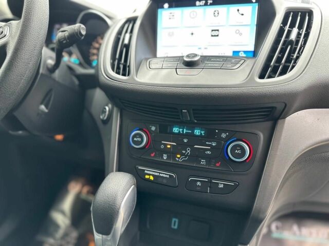 Білий Форд Ескейп, об'ємом двигуна 1.5 л та пробігом 173 тис. км за 14800 $, фото 12 на Automoto.ua